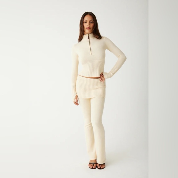 New Frankie's Bikinis Mason Cloud Knit Flare Pant 31804 - Picture 2 of 15